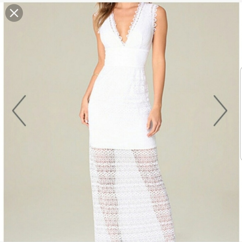 NWT Bebe Double V Striped Lace Maxi Dress Size 2